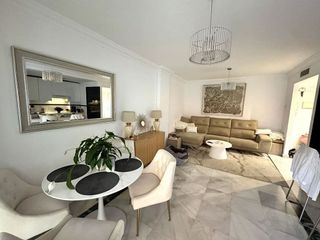 Piso en venta en Lomas de Marbella Club - Puente Romano en Marbella