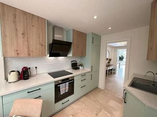 Piso en venta en Playamar en Torremolinos