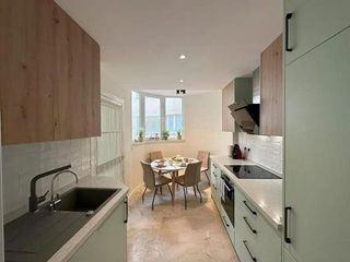 Piso en venta en Playamar en Torremolinos