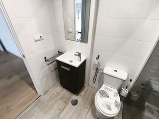 Piso en venta en Colores - Entreparques en Sevilla