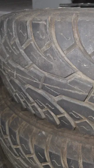 Neumáticos 265/70R16 90%