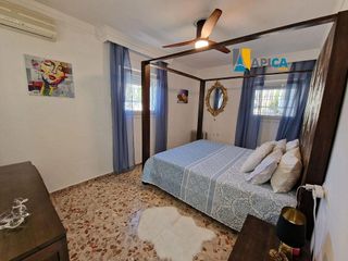 Chalet en venta en Las Lagunas - Campano en Chiclana de la Frontera