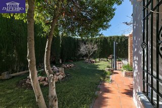 Chalet en venta en Otura