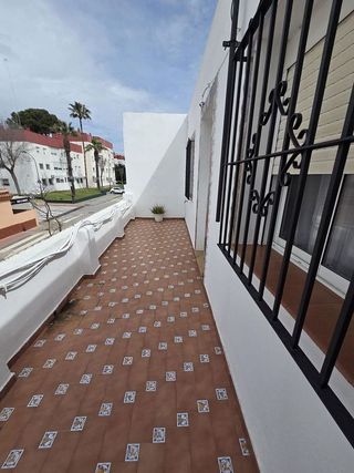 Casa adosada en venta en Camposoto - Gallineras en San Fernando