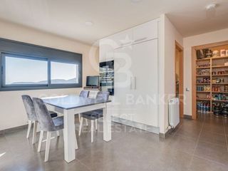 Chalet en venta en Matadepera