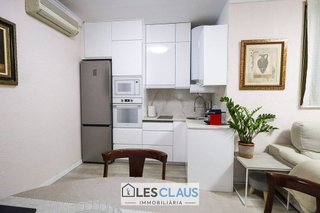 Piso en venta en Sant Antoni en Barcelona