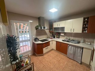 Casa adosada en venta en Parque Ayala - Jardín de la Abadía - Huelín en Málaga