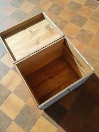 Cajón de madera rústico