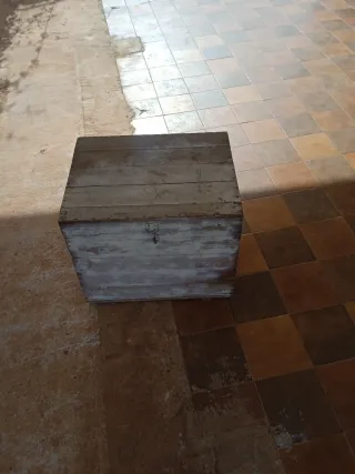 Cajón de madera rústico