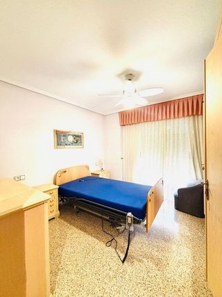 Piso en venta en Los Ángeles en Alicante