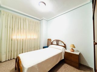 Piso en venta en Los Ángeles en Alicante