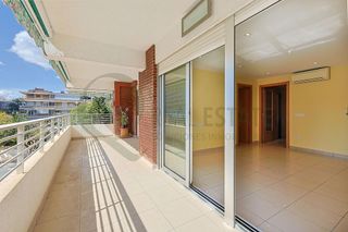 Piso en venta en Playa de San Juan en Alicante