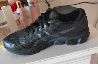 Zapatillas ASICS Negras