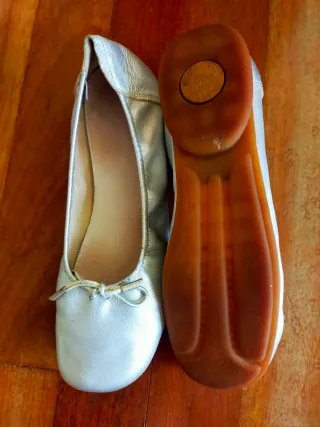 Zapatos bailarina plateados