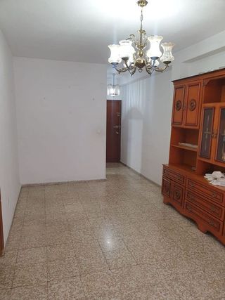 Piso en venta en Santa Rosa - Valdeolleros en Córdoba