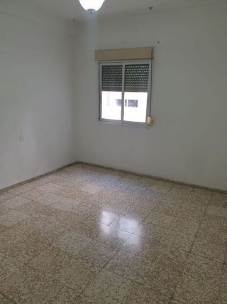 Piso en venta en Santa Rosa - Valdeolleros en Córdoba