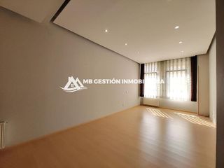 Piso en venta en Vivero - Hospital - Universidad en Fuenlabrada