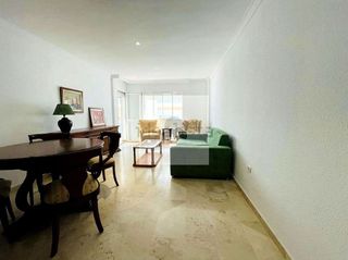 Piso en venta en Puerto - Plaza de Toros en Estepona