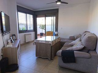 Piso en venta en Cerrillo de Maracena - Periodistas en Granada