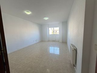 Piso en venta en Pueblo - Urb. Norte en Valdemorillo