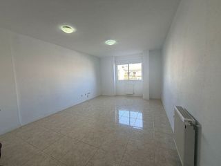 Piso en venta en Pueblo - Urb. Norte en Valdemorillo