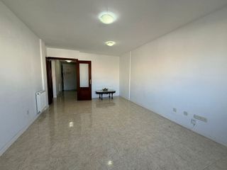 Piso en venta en Pueblo - Urb. Norte en Valdemorillo
