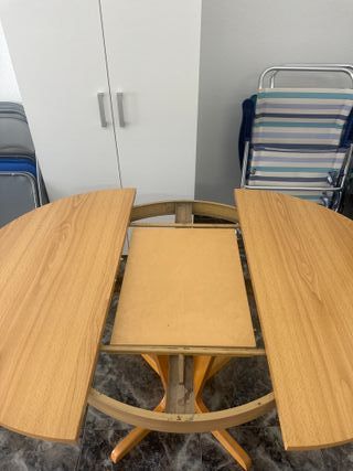 Mesa extensible de madera