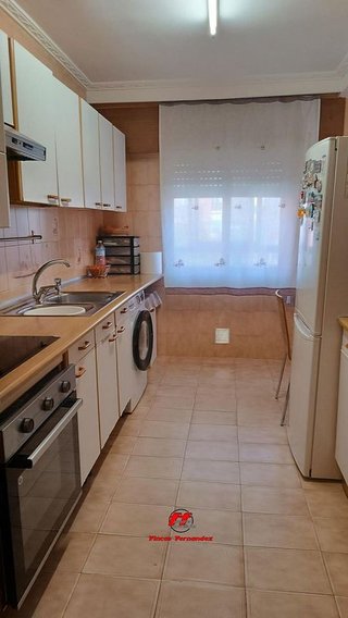 Piso en venta en Velilla de San Antonio