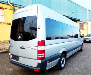 Mercedes-Benz Sprinter automático 190cv 9 plazas.