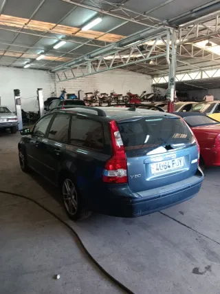 Volvo V50 2006 averiado