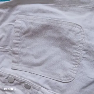 Falda vaquera blanca con botones