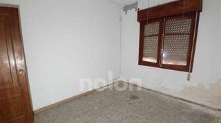 Casa adosada en venta en Villarrobledo