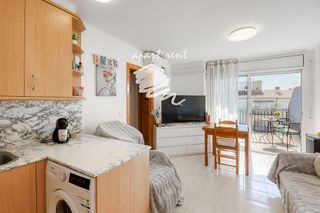 Piso en venta en Salatar en Roses