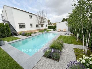 Chalet en venta en Entrepinos en Eliana (l´)