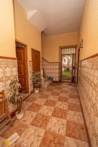 Casa adosada en venta en Linares