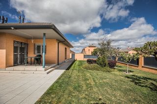 Chalet en venta en Polígono - Carrefour en Ávila
