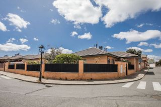 Chalet en venta en Polígono - Carrefour en Ávila