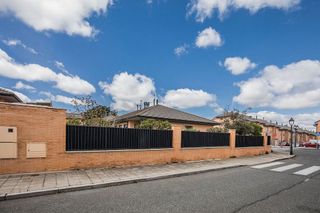 Chalet en venta en Polígono - Carrefour en Ávila