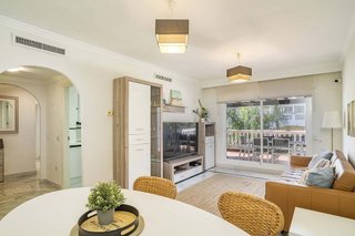 Piso en venta en Nueva Andalucía centro en Marbella
