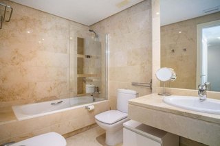 Piso en venta en Nueva Andalucía centro en Marbella