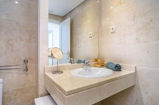 Piso en venta en Nueva Andalucía centro en Marbella