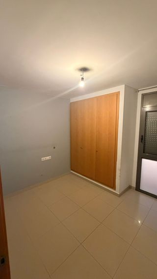 PISO EN ALQUILER, 3 HAB. Y 2 BAÑOS, EN ROSES