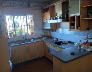 Chalet en venta en La Granja-La Colina-Los Pastores en Algeciras