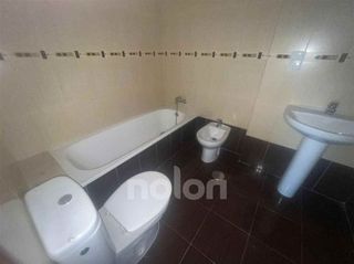 Casa adosada en venta en Utrera