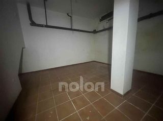 Casa adosada en venta en Utrera