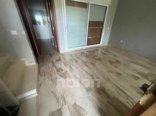 Casa adosada en venta en Utrera