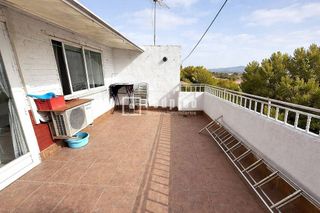 Chalet en venta en Ciudad 70 en Coslada