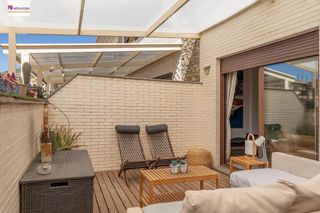 Casa adosada en venta en Crta. De la Sierra en Granada