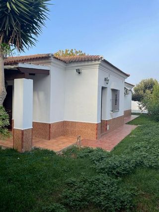 Chalet en venta en Pinar de los Franceses - Marquesado en Chiclana de la Frontera