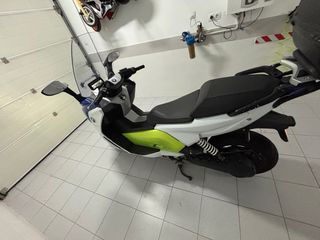BMW C Evolution Long Range Maxi Scooter Eléctrica